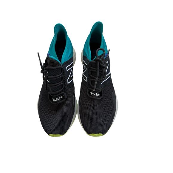 New Balance Mens Black Blue MR0AVCB Fresh Foam Roav Running Sneakers Size 9